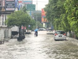 Hujan Deras Guyur Samarinda Selama 2 Jam, 13 Titik Terendam